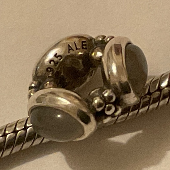 Pandora moonstone cabochon spacer three sided - Picture 5 of 5